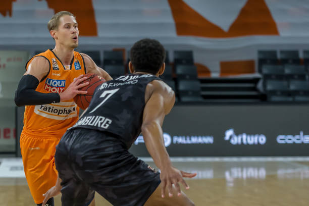 而是他结合 而是他结合